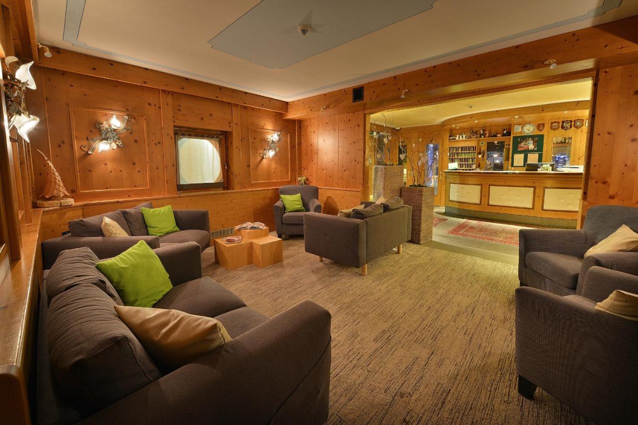 Sporthotel Rosatti 디마로 외부 사진